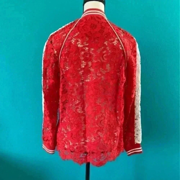 Goen.J ruby red white lace bomber jacket in size 4 - Picture 4 of 9